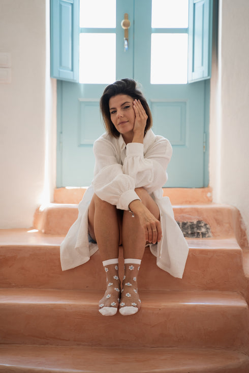 Daisy Sheer Floral Patterned Ankle Socks