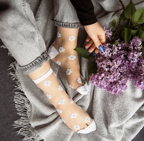 Daisy Sheer Floral Patterned Ankle Socks